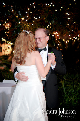 Best Courtyard Lake Lucerne - IW Phillips House Wedding Photos - Sandra Johnson (SJFoto.com)